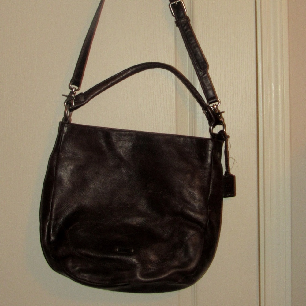 BROWN LEATHER FRYE BAG